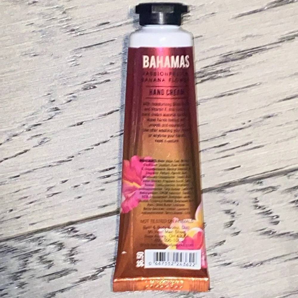 🔴1 RARE🔴 Bahamas Hand Creams. You get 1 Bahamas